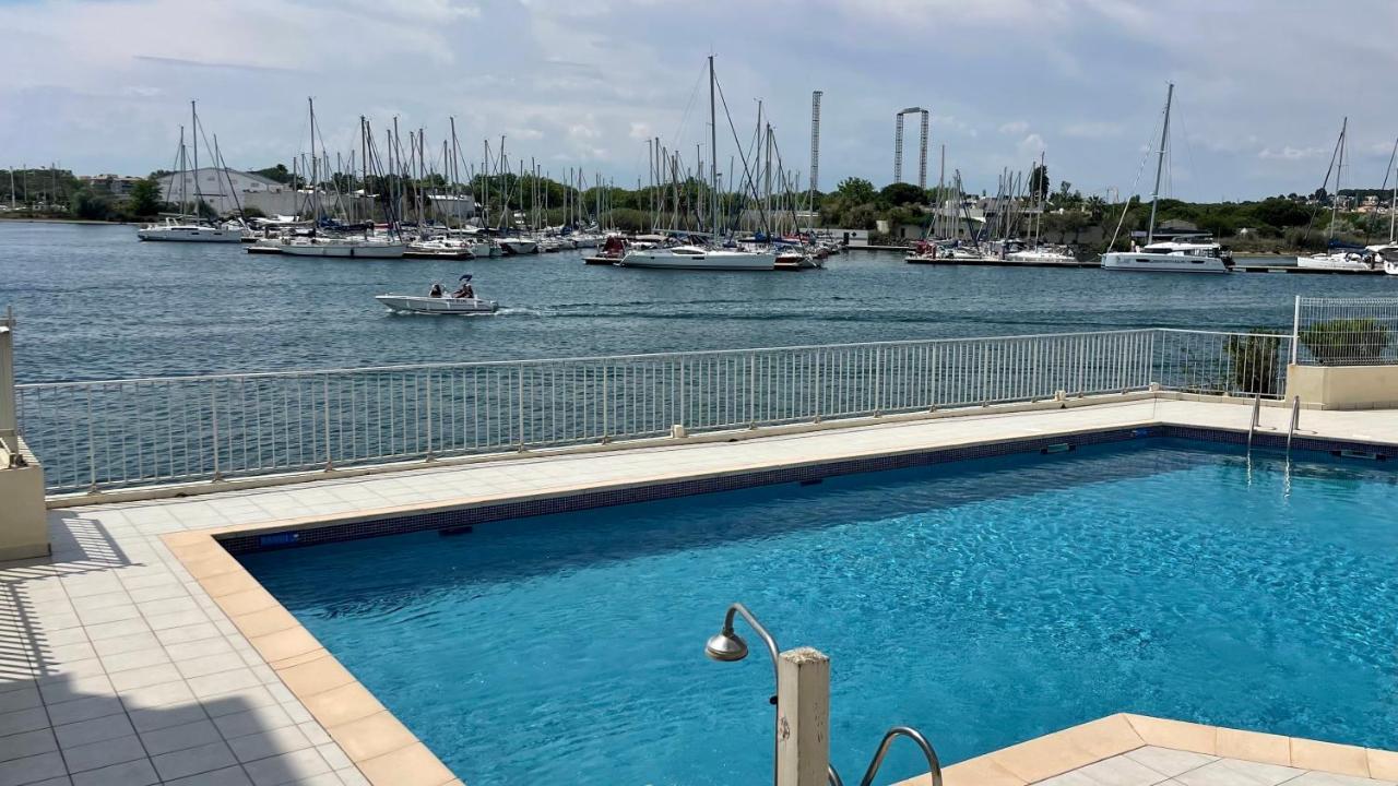 Studio - Les Pieds Dans L'Eau Agreable En Toutes Saisons 4 Couchages - Climatisation - Parking Prive - Piscine Sur Mer - Vue Magnifique Et Rare - Situation Optimum - Les Argonautes - Ile Des Pecheurs - Cap D'アグド エクステリア 写真